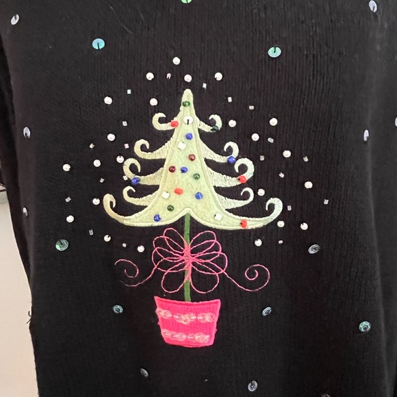 Mandal Bay Black & Pink Embellished Christmas Sweater Size Large - Picture 4 of 8